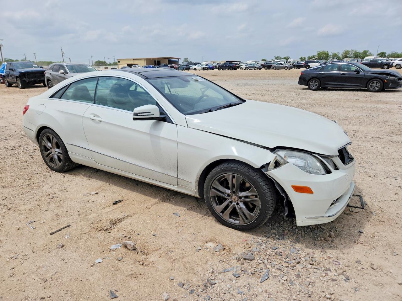 2010 Mercedes-Benz E 350 - Image 4