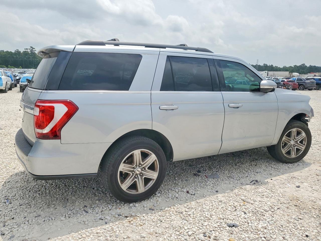 2020 Ford Expedition Xlt - Фото 3