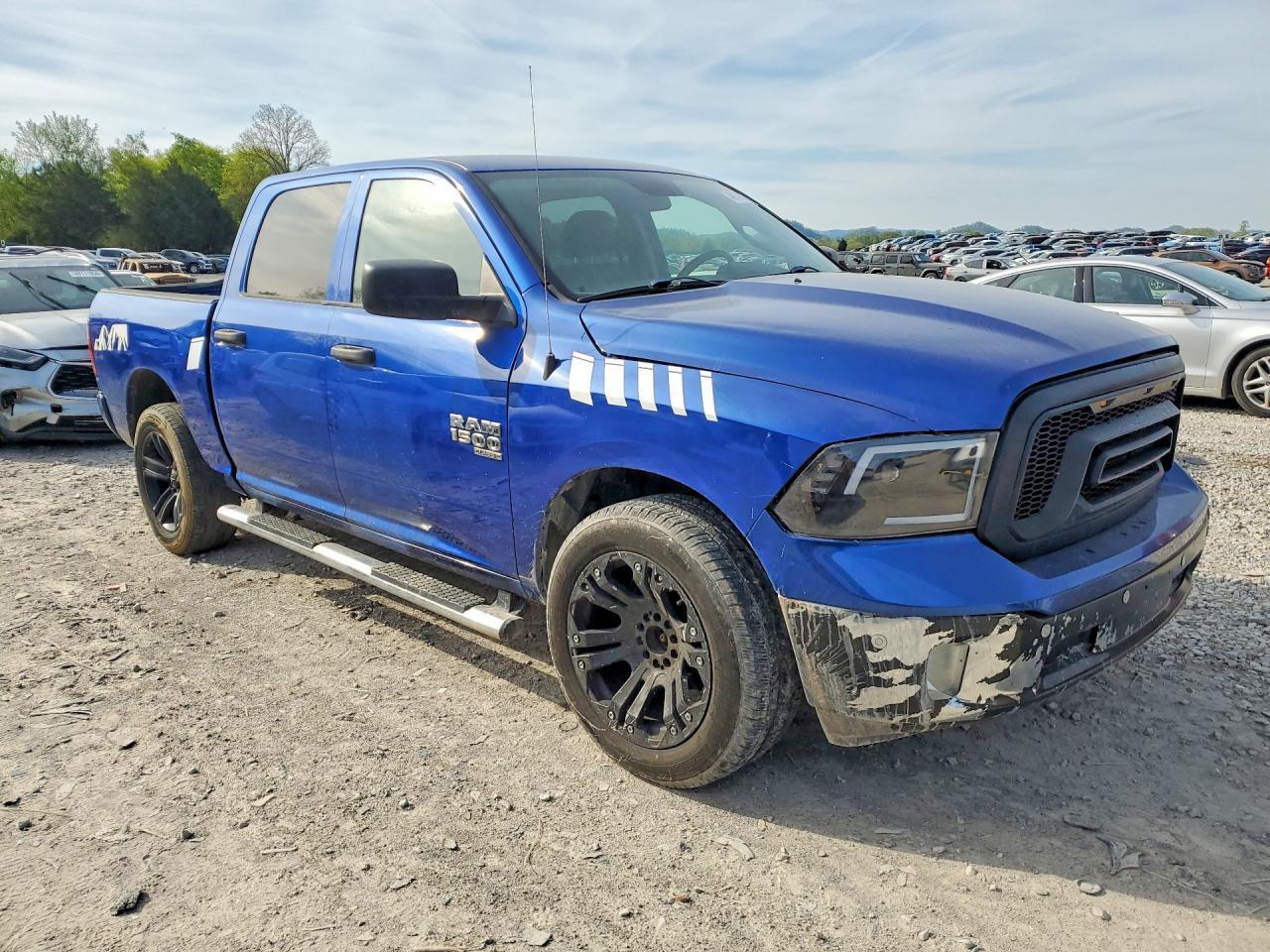 2019 Ram 1500 Classic Tradesman - Image 4