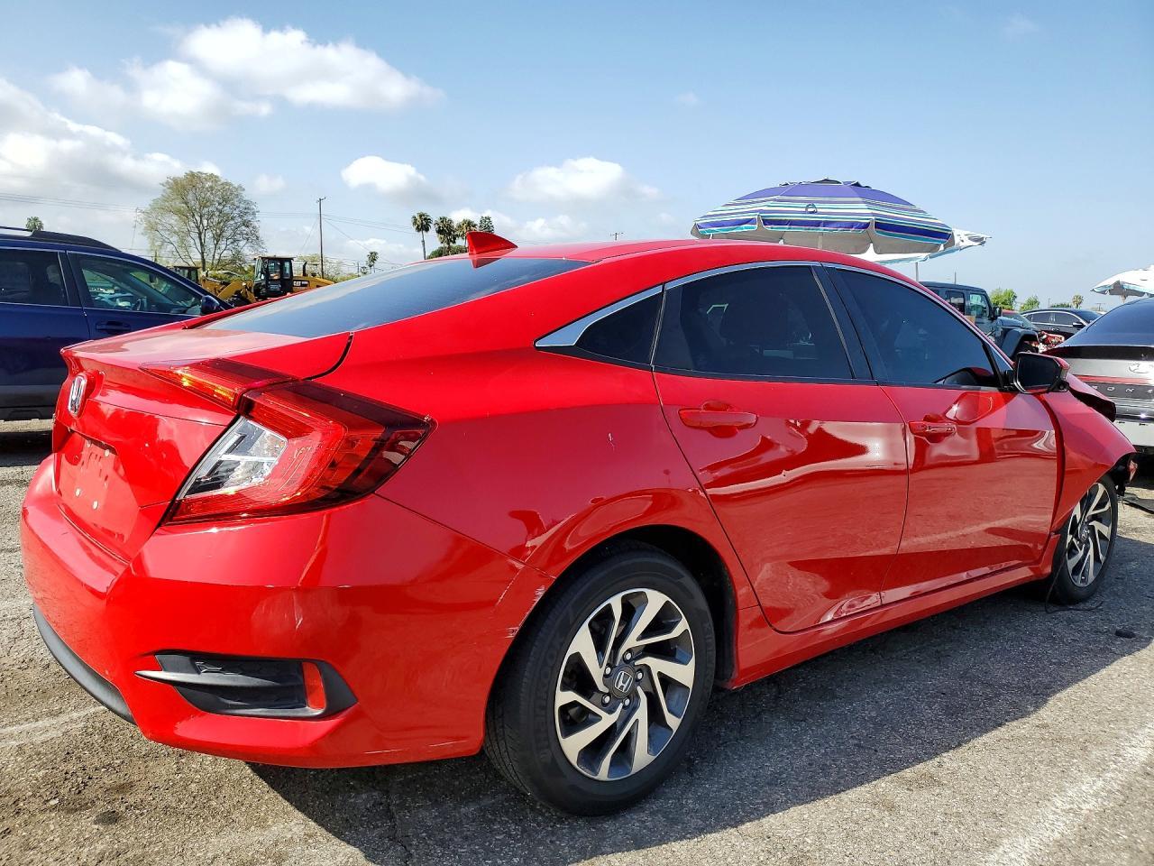 2018 Honda Civic Ex - Image 3