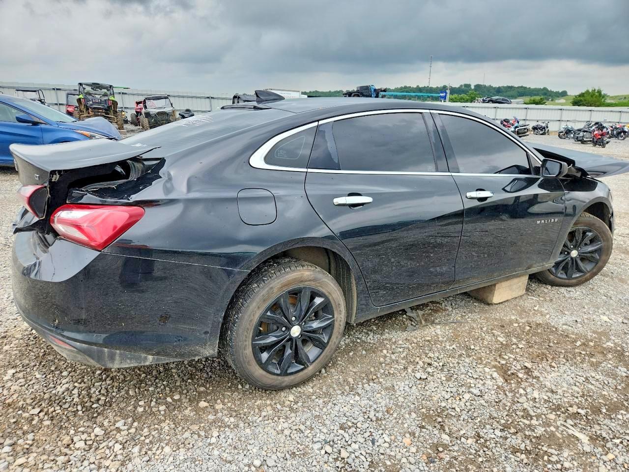 2020 Chevrolet Malibu Lt - Фото 3