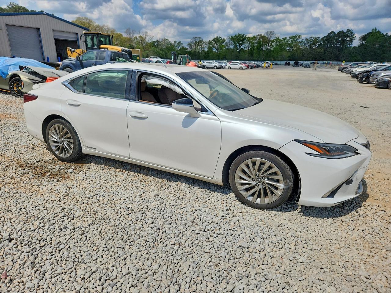 2019 Lexus Es 300H Ultra Luxury - Image 4