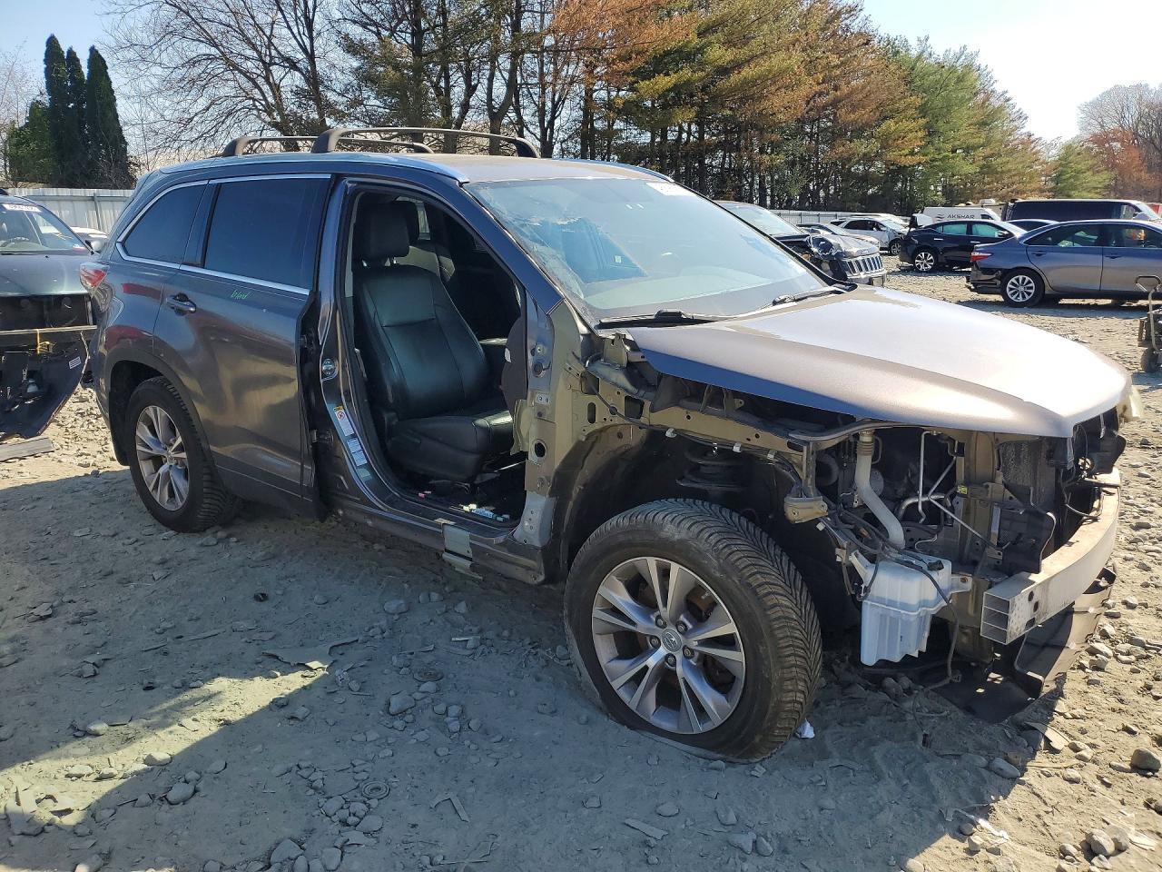 2015 Toyota Highlander Xle - Фото 4