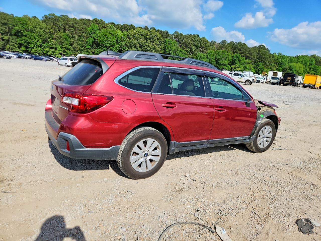 2018 Subaru Outback 2.5I Premium - Image 3