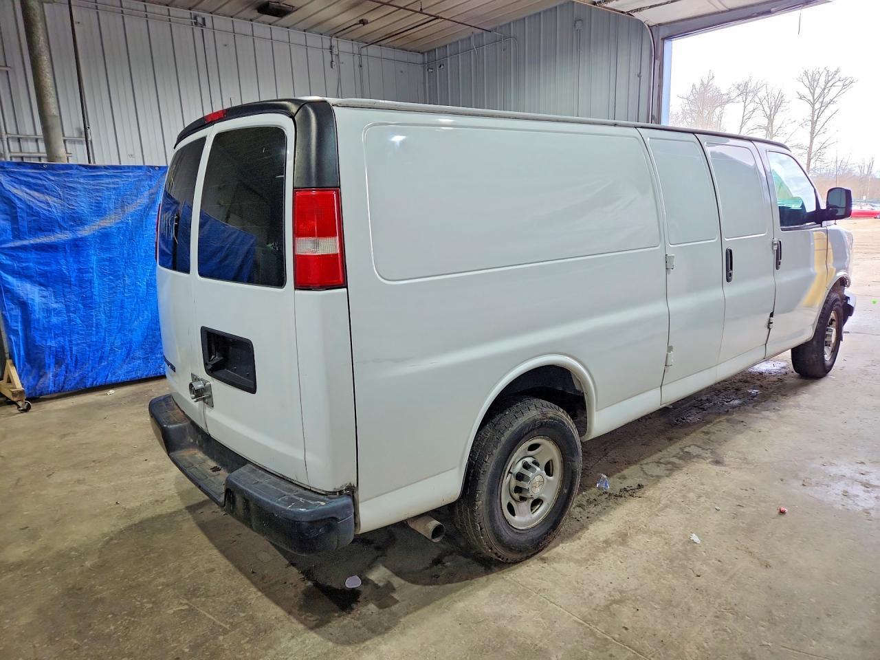 2019 Chev Express G2500 - Image 3