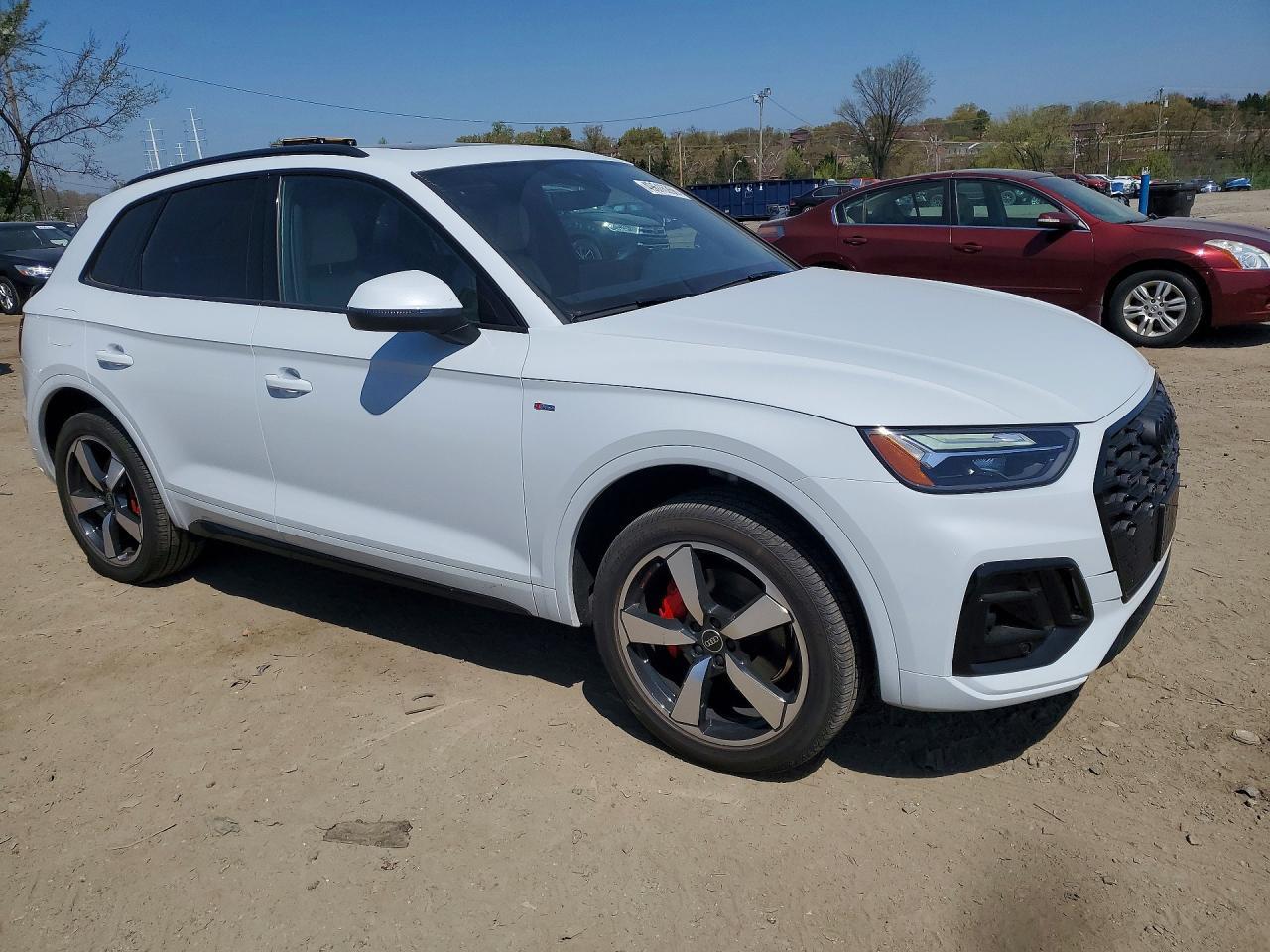 2024 Audi Q5 Premium Plus 45 - Image 4