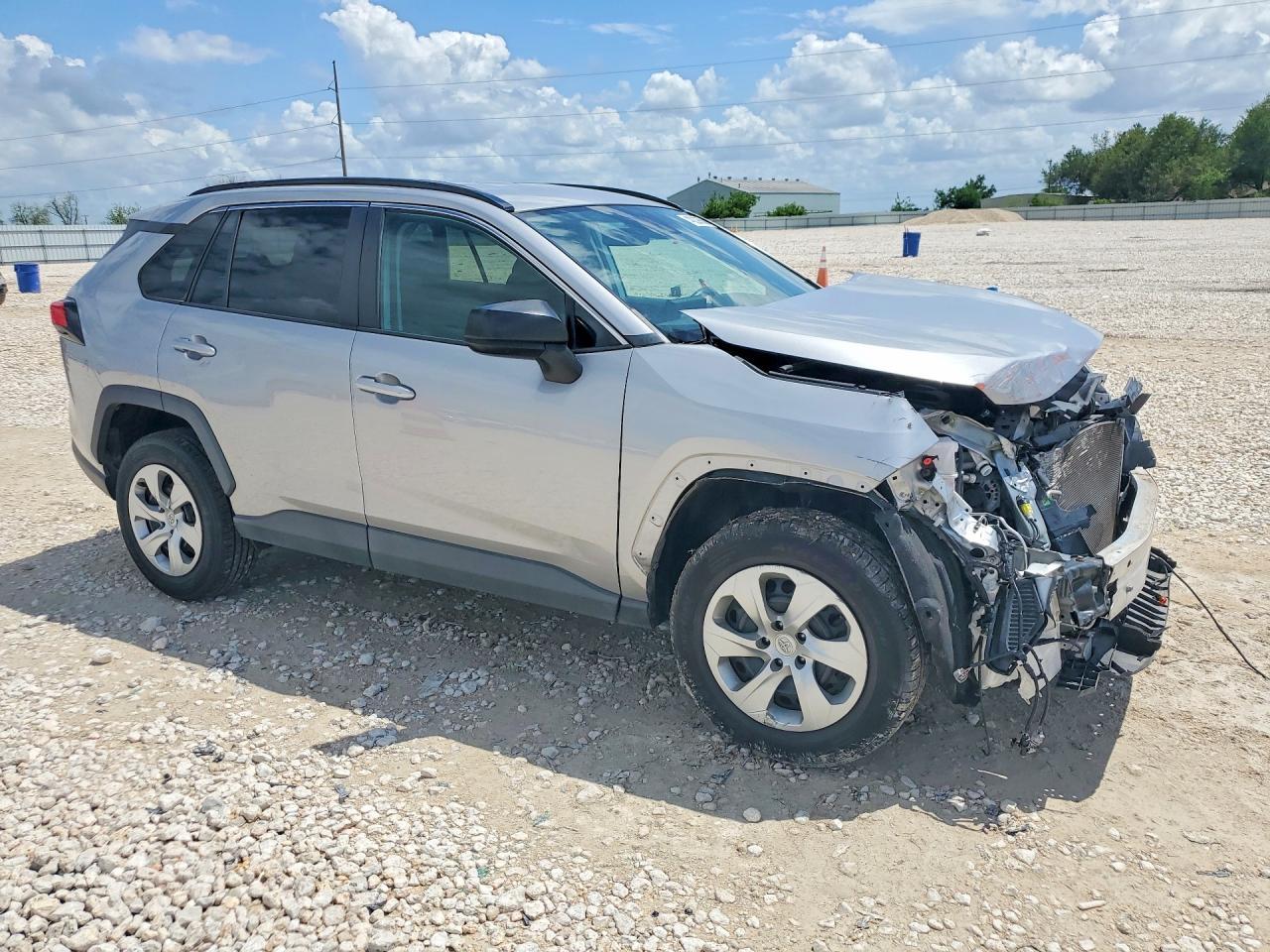 2020 Toyota Rav4 Le - Фото 4