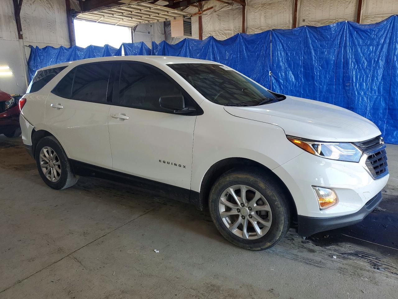 2019 Chevrolet Equinox Ls - Фото 4
