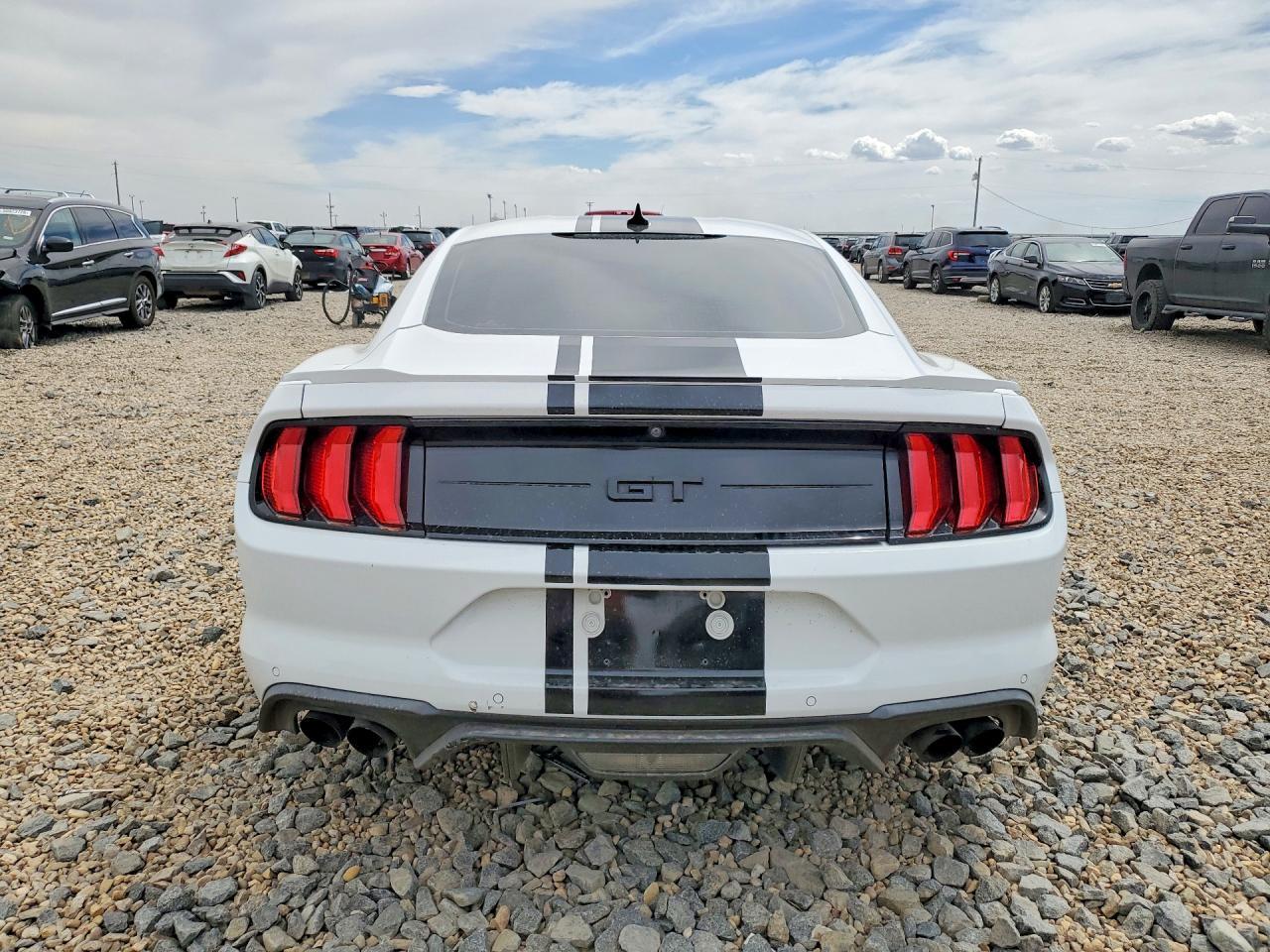 2021 Ford Mustang Gt - Фото 6