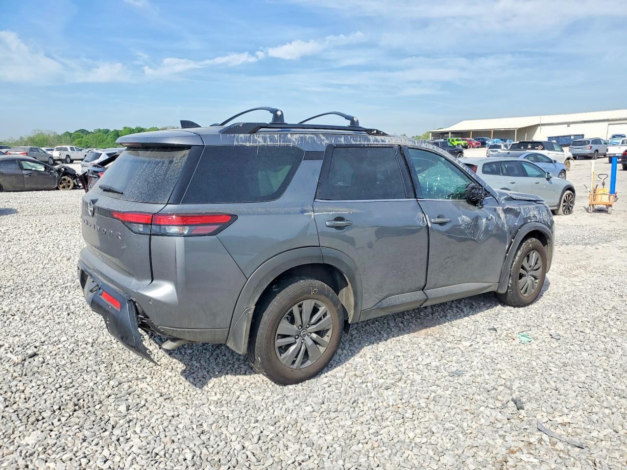 2026 Nissan Pathfinder Sv - Image 3