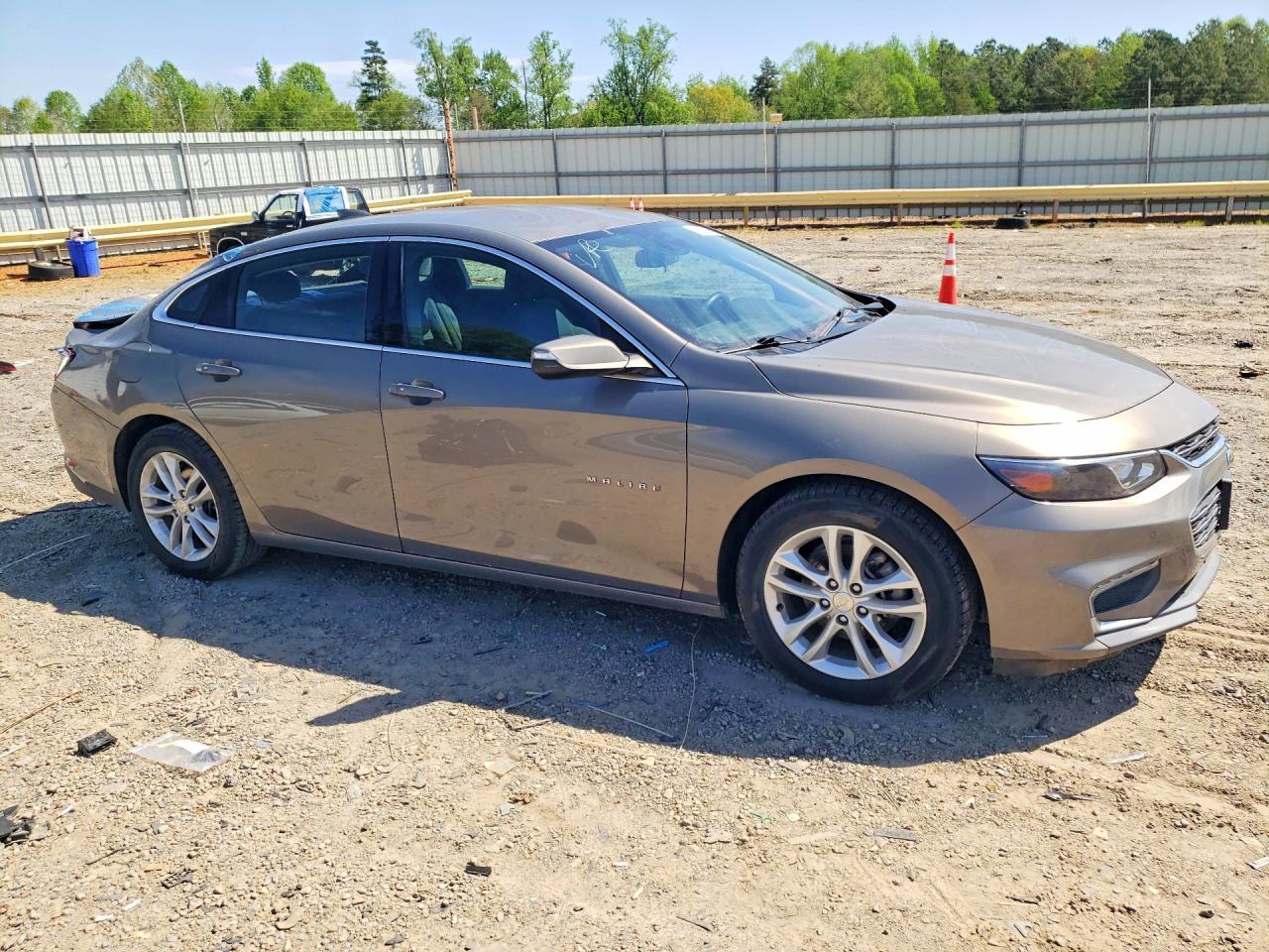 2018 Chevrolet Malibu Lt - Image 4