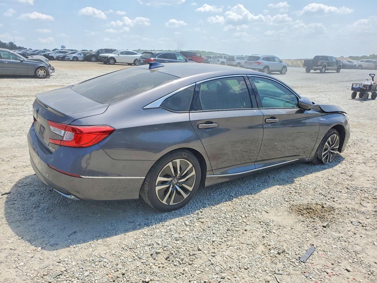 2019 Honda Accord Hybrid Exl - Image 3