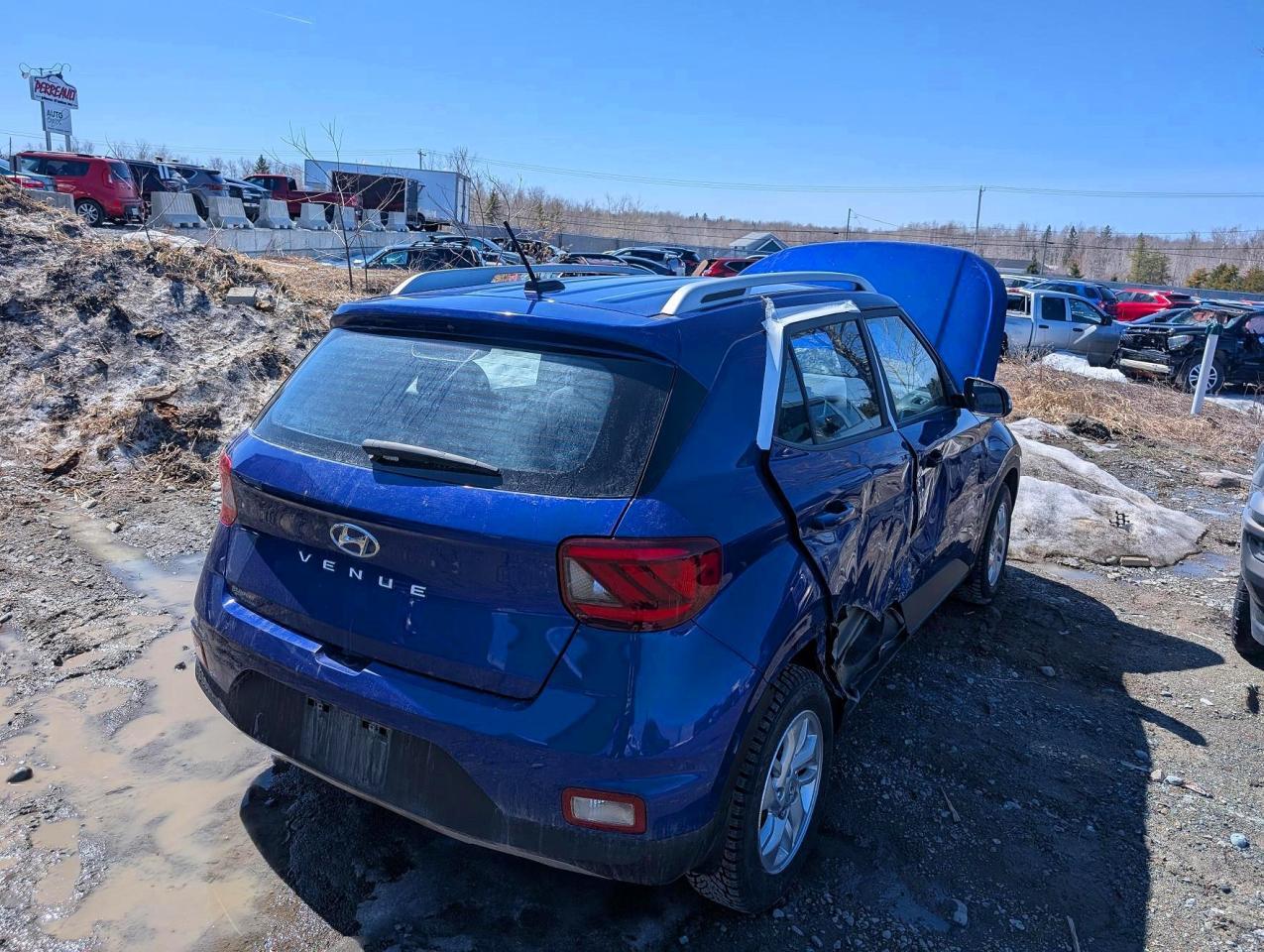 2023 Hyundai Venue Sel - Фото 3