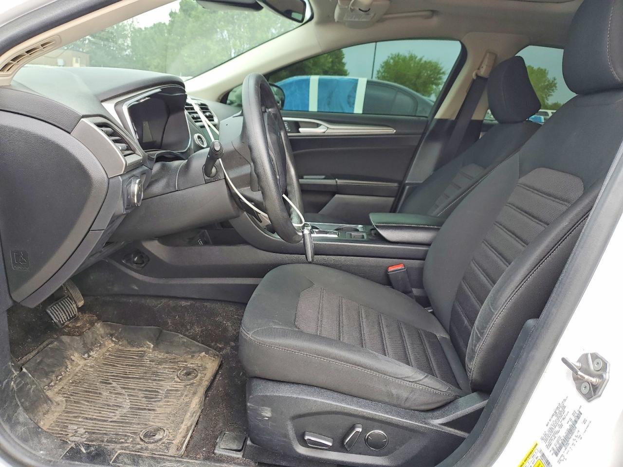 2020 Ford Fusion Se - Image 7