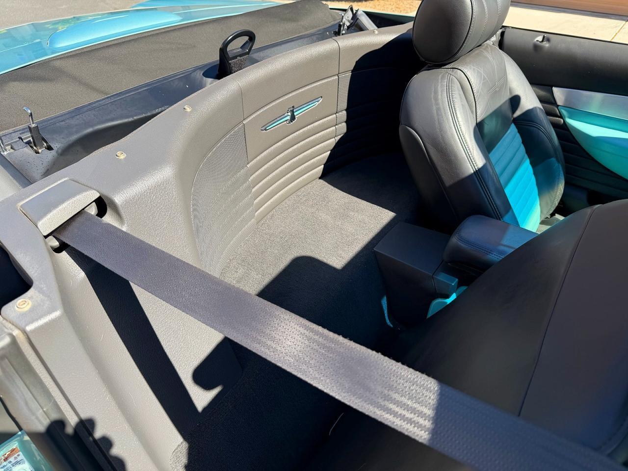 2002 Ford Thunderbird - Фото 6