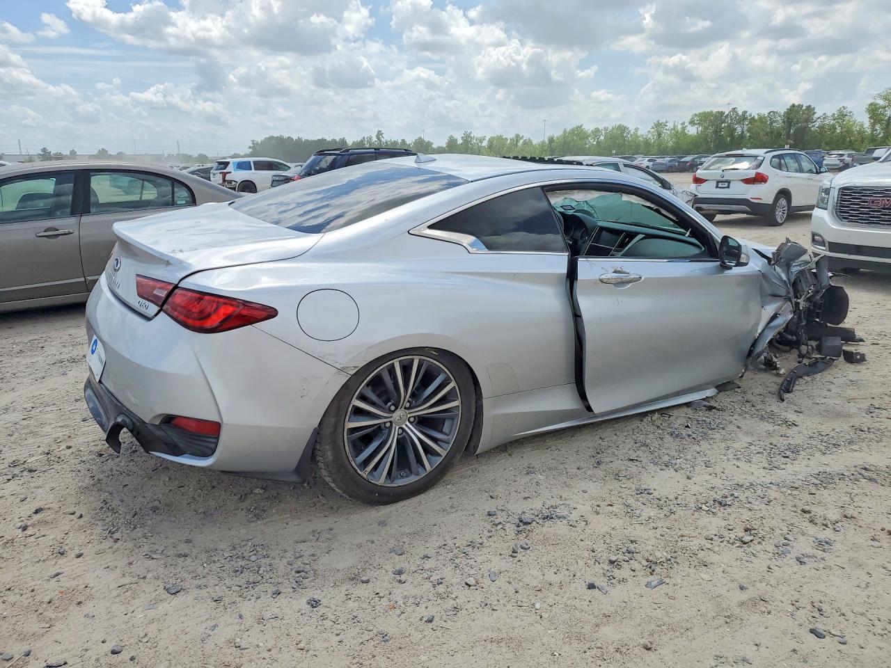 2017 Infiniti Q60 3.0T Premium - Фото 3