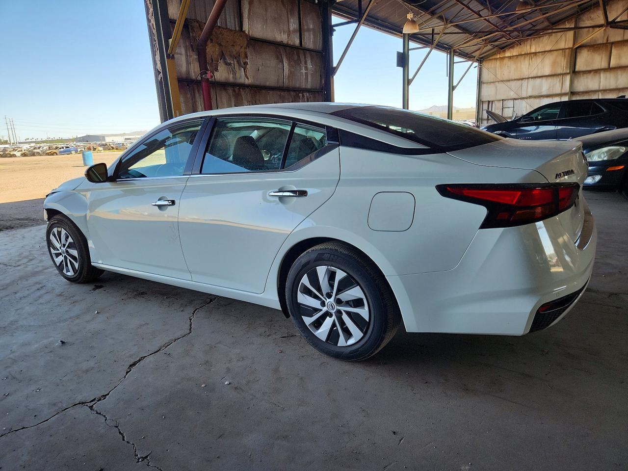 2024 Nissan Altima 2.5 S - Фото 2
