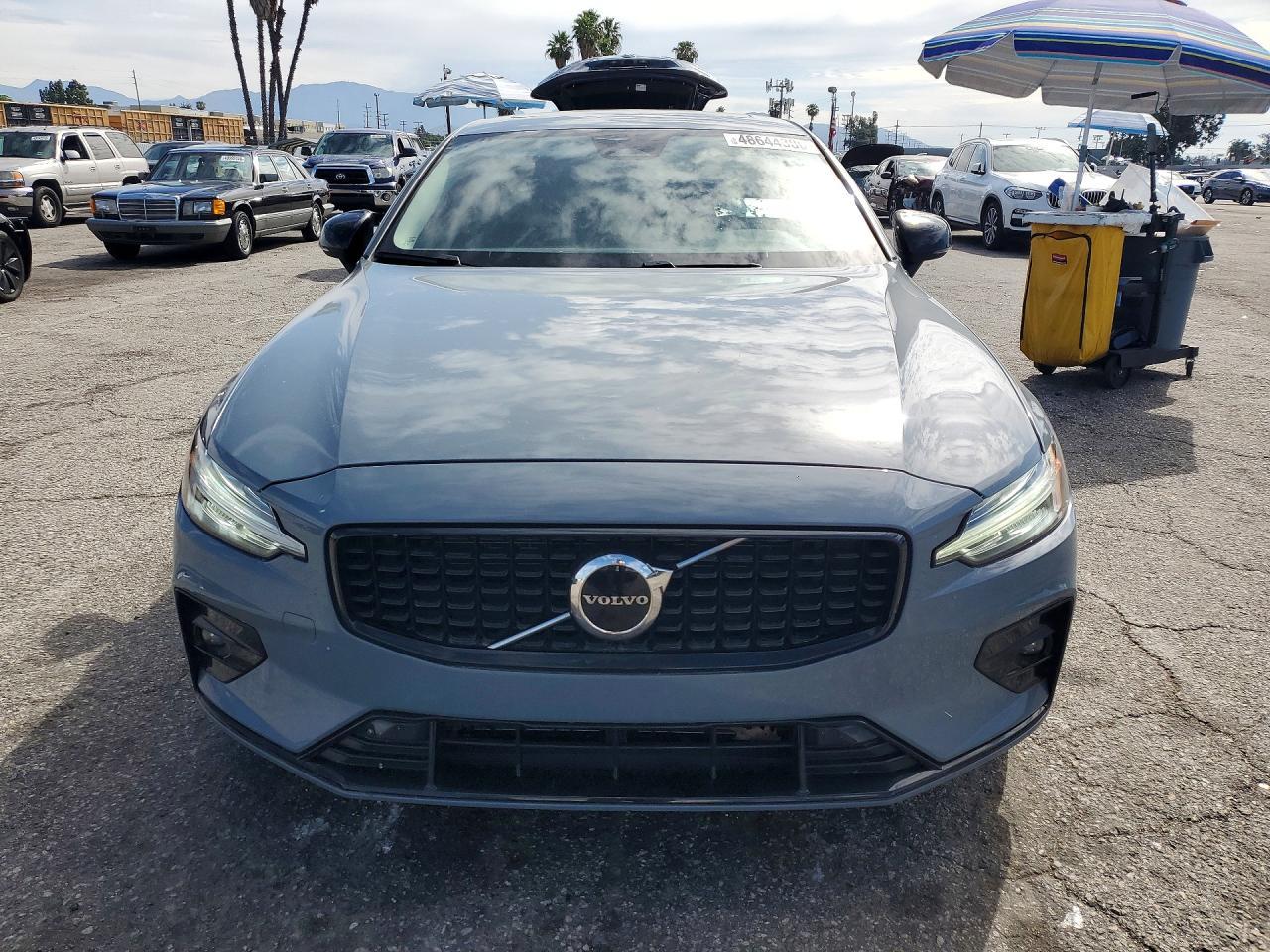 2024 Volvo S60 Core - Image 5