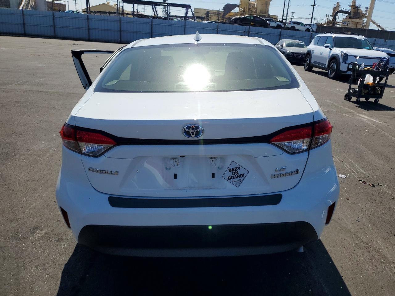 2023 Toyota Corolla Hybrid Le - Фото 6