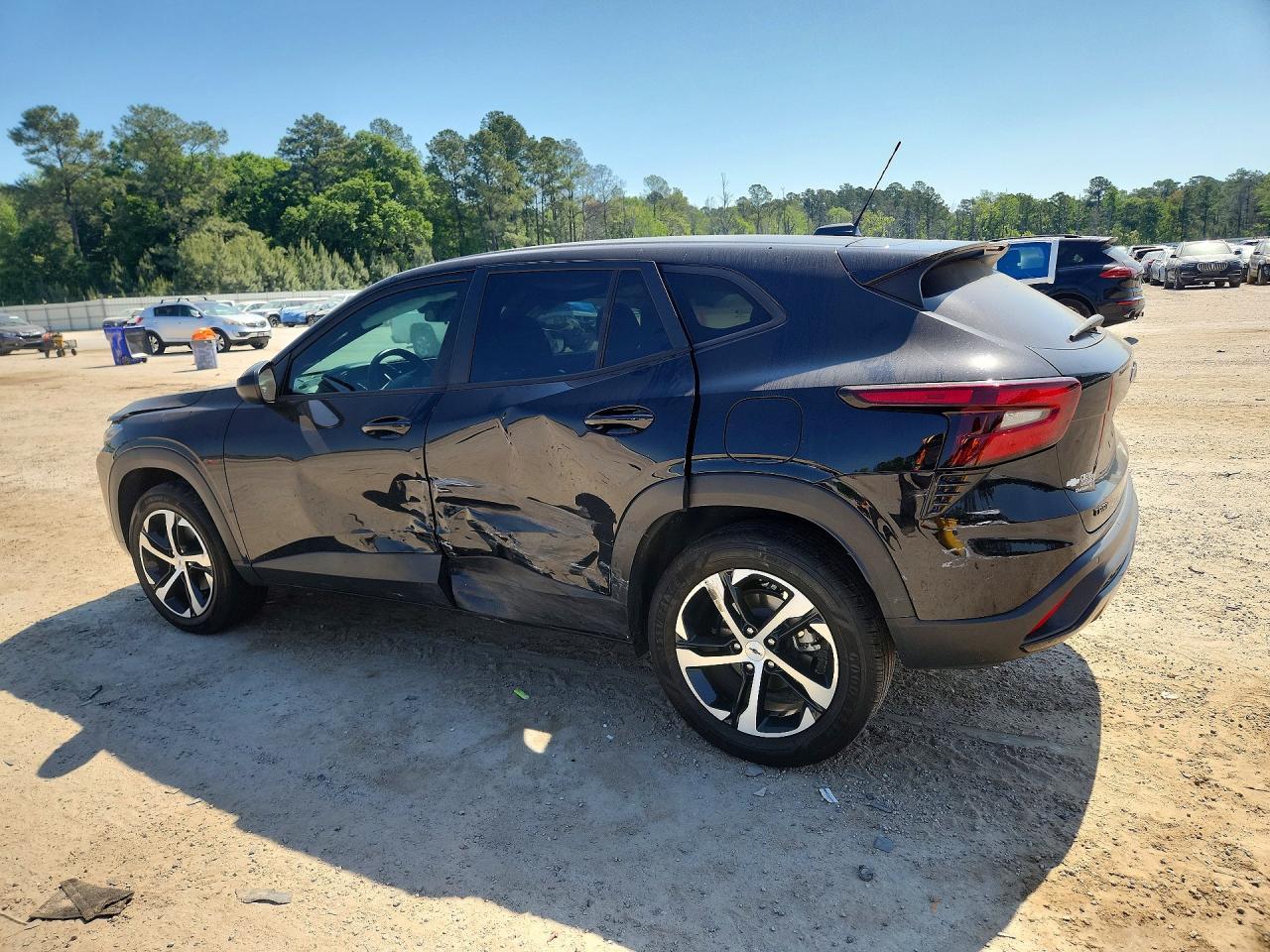 2024 Chevrolet Trax 1Rs - Фото 2