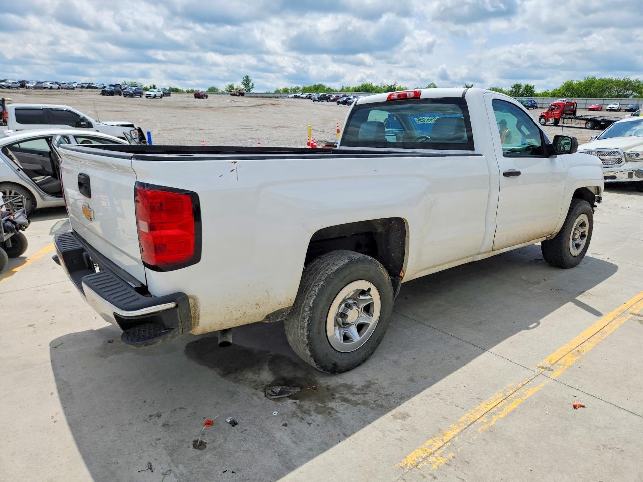 2014 Chevrolet Silverado C1500 - Фото 3