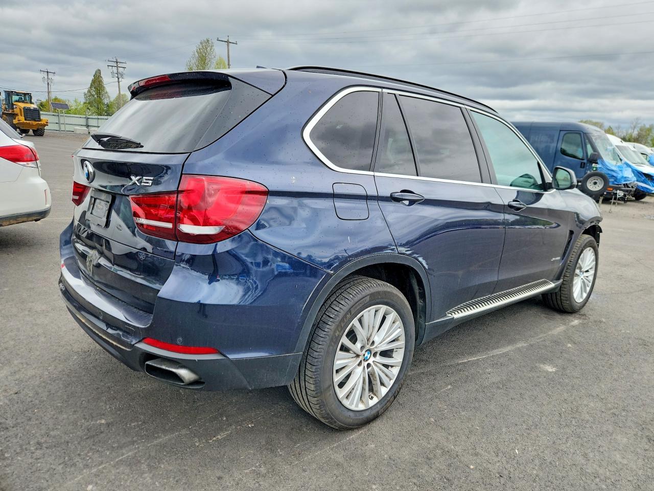 2015 BMW X5 xDrive50I - Фото 3