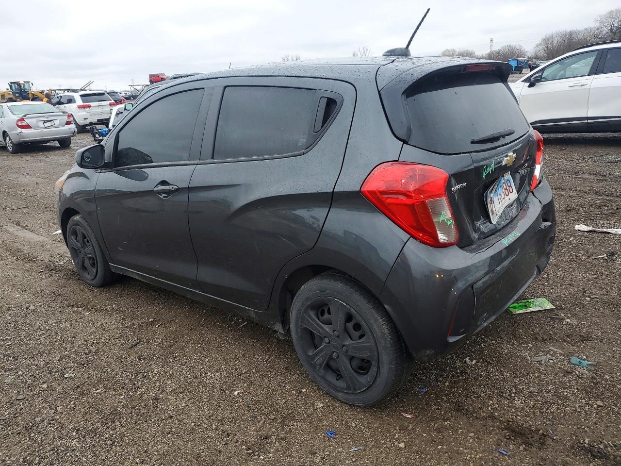 2019 Chevrolet Spark Ls - Фото 2