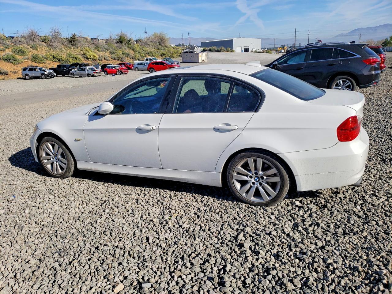2008 BMW 328 I Sulev - Image 2