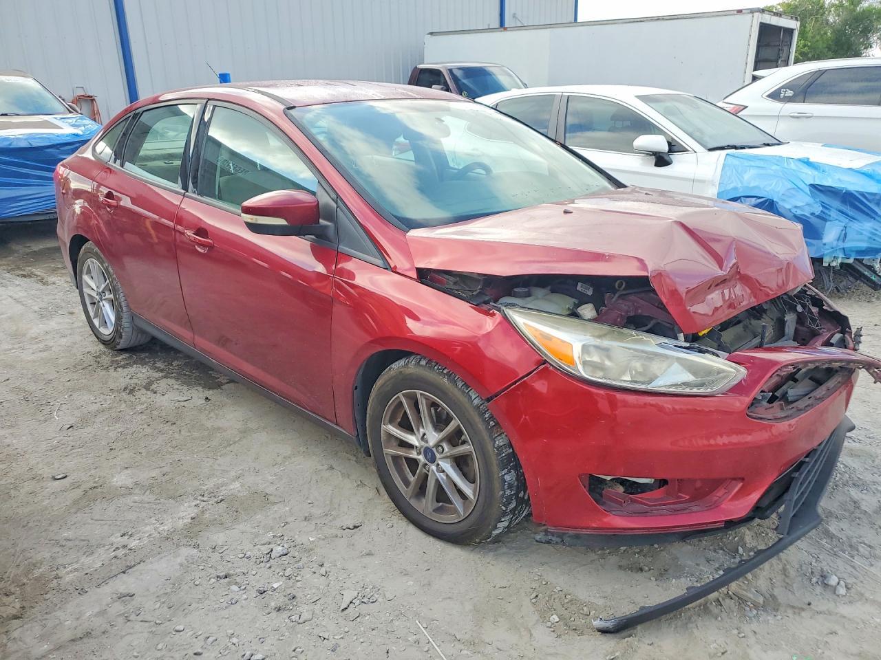2016 Ford Focus Se - Фото 4