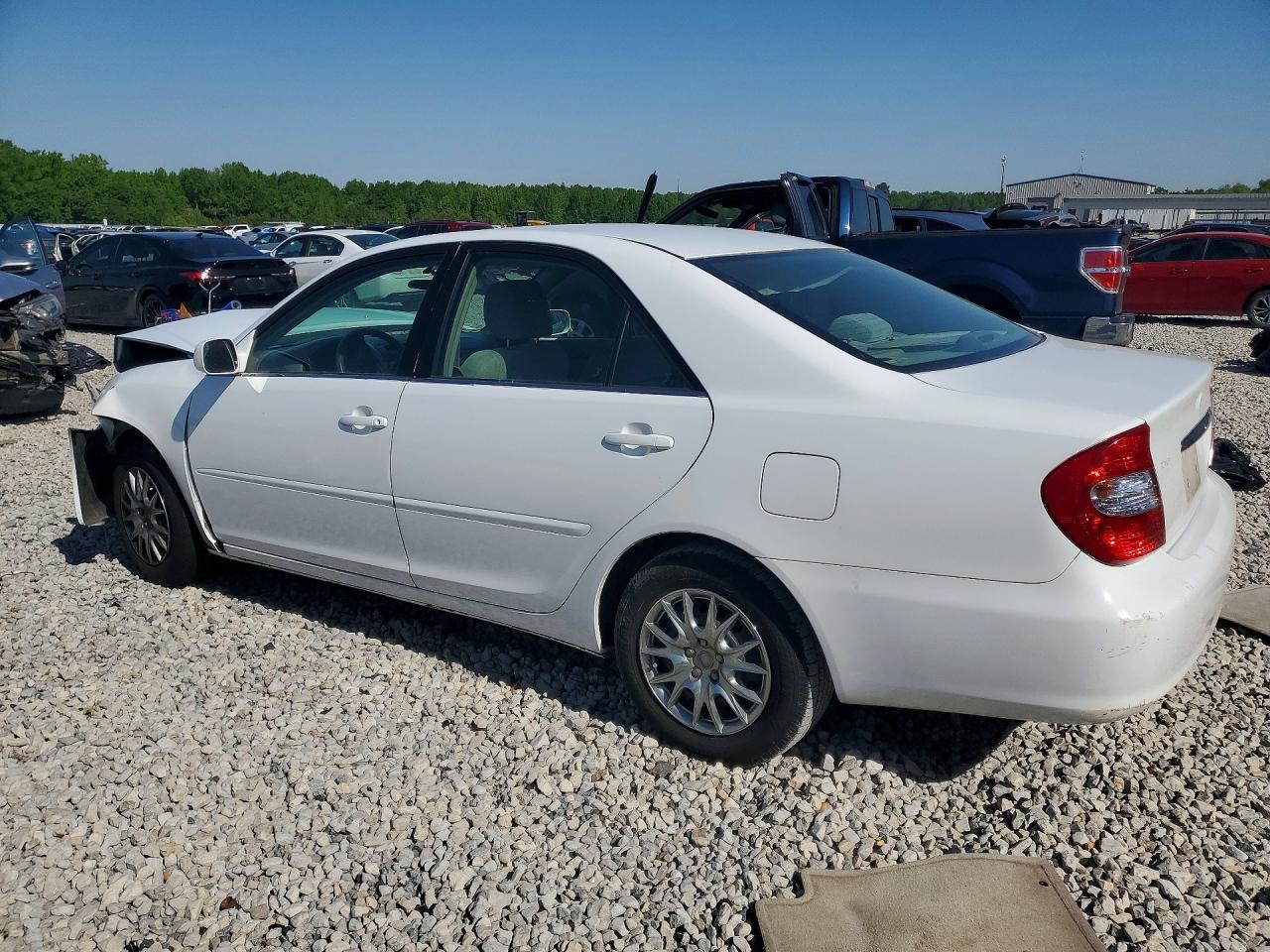 2004 Toyota Camry Le - Фото 2