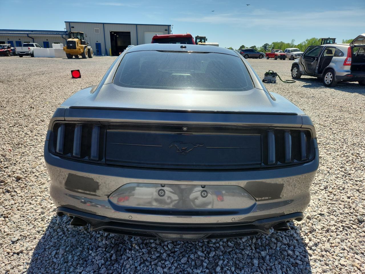 2019 Ford Mustang - Image 6