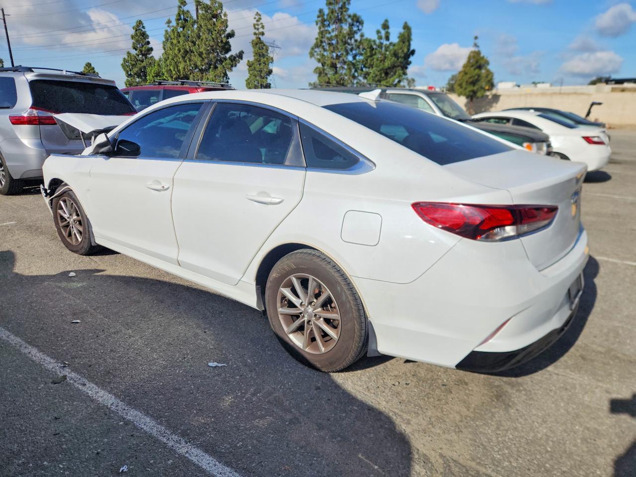 2018 Hyundai Sonata Se - Image 2