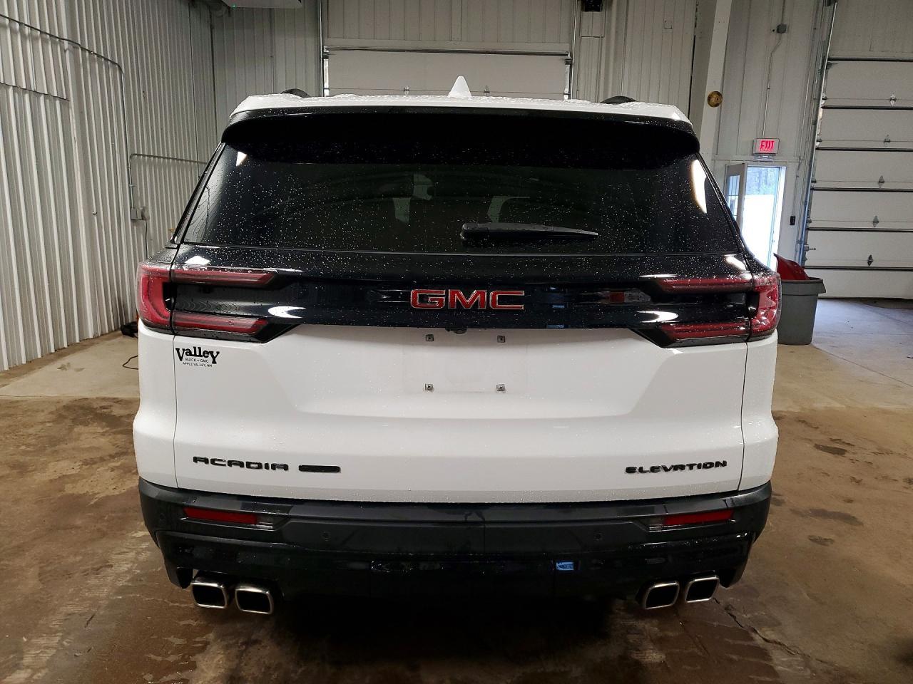 2025 GMC Acadia Elevation - Фото 6
