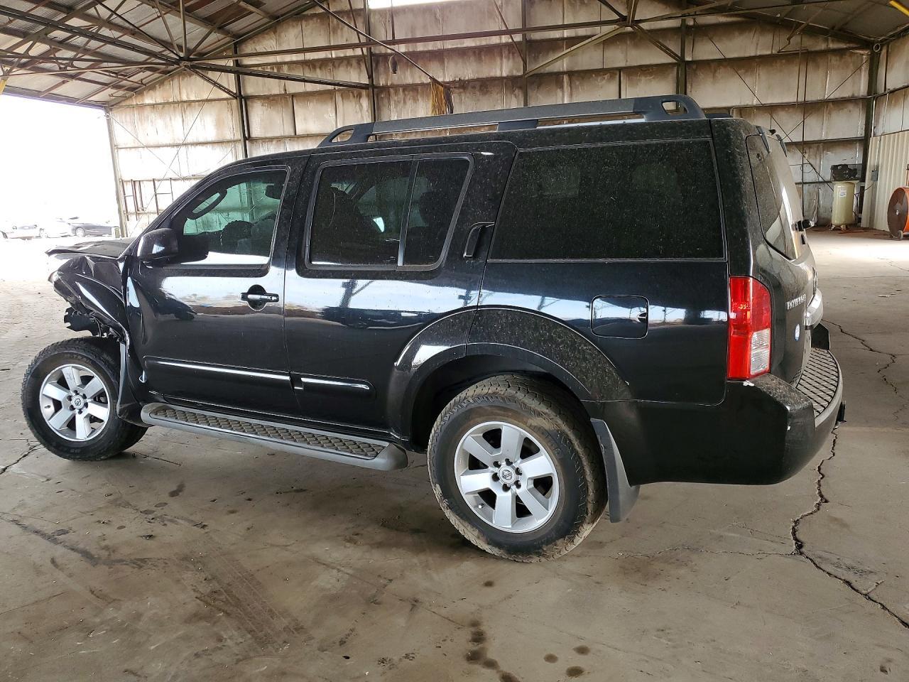 2011 Nissan Pathfinder S - Image 2