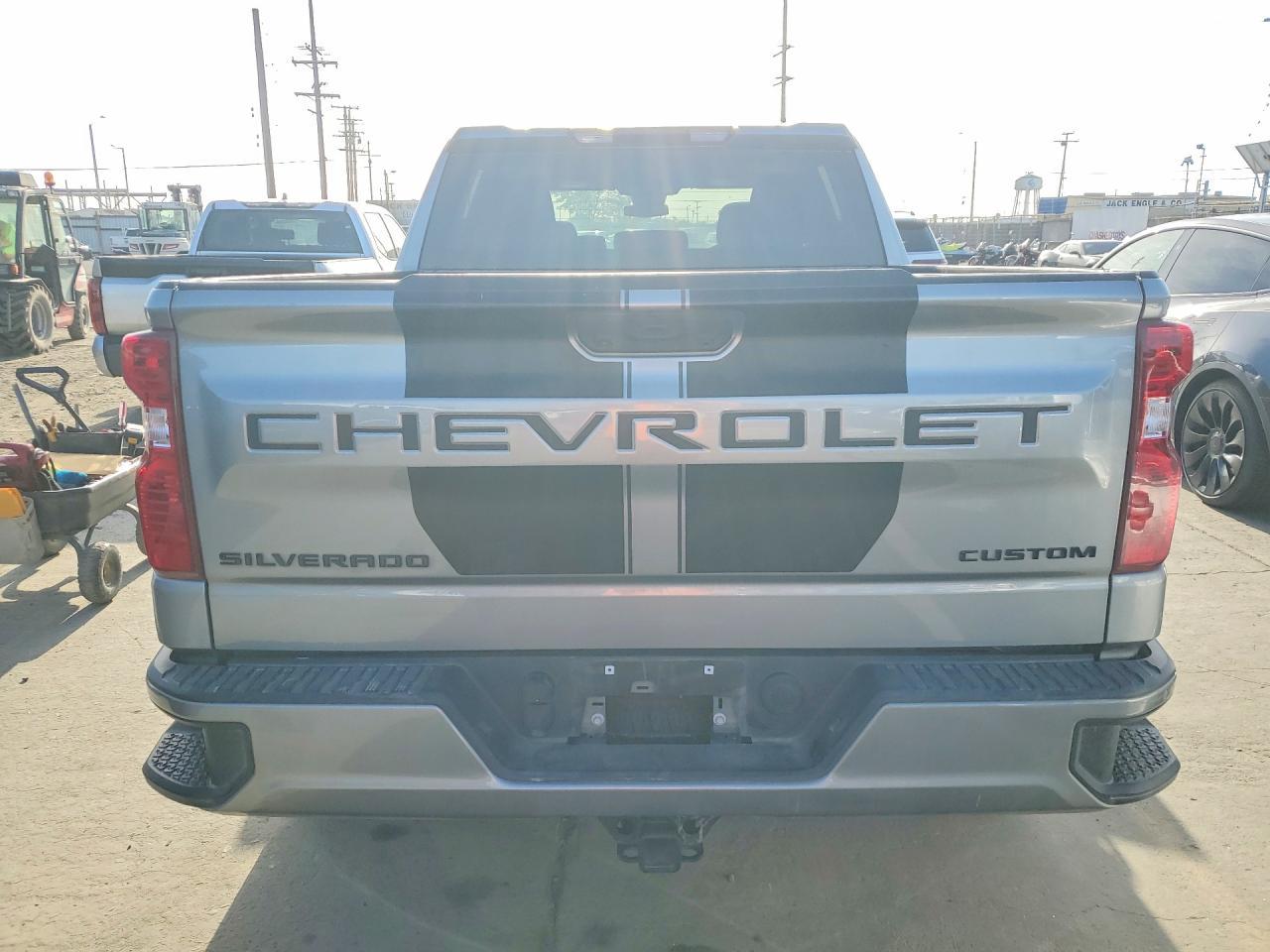2024 Chevrolet Silverado C1500 Custom - Image 6