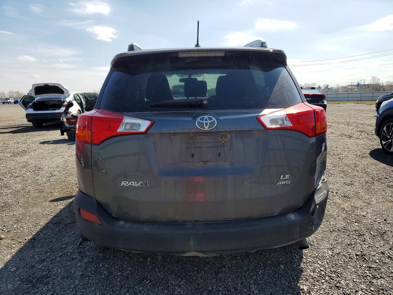 2014 Toyota Rav4 Le - Image 6
