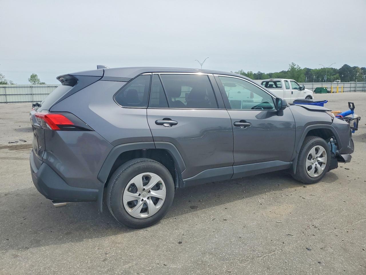 2024 Toyota Rav4 Le - Фото 3