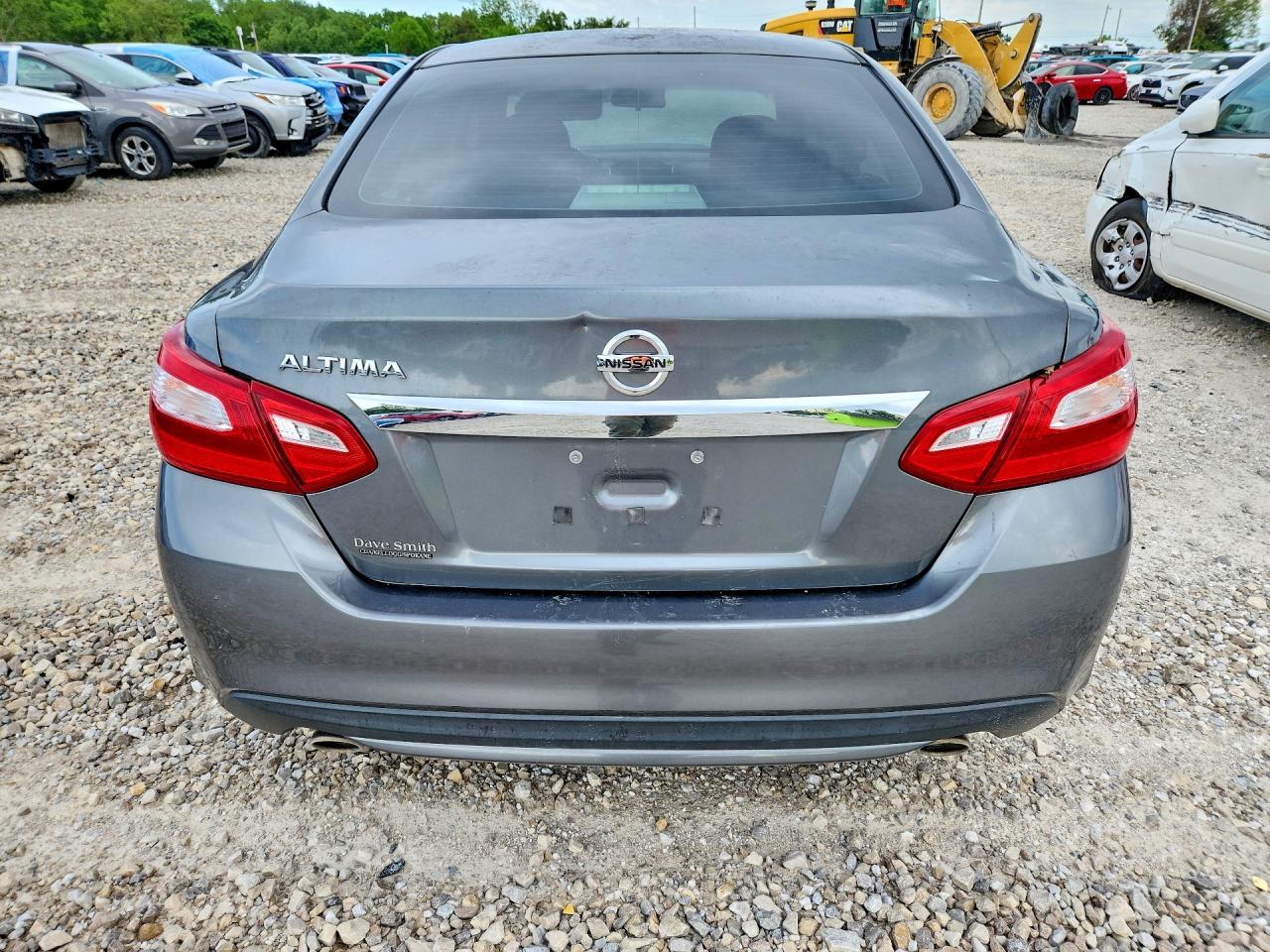 2016 Nissan Altima 2.5 - Фото 6