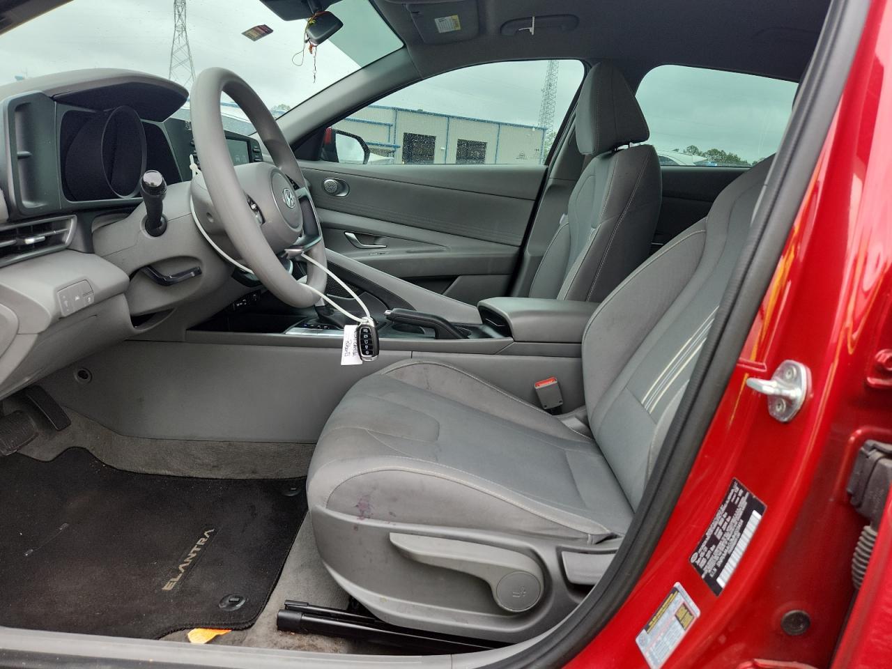 2021 Hyundai Elantra - Фото 7