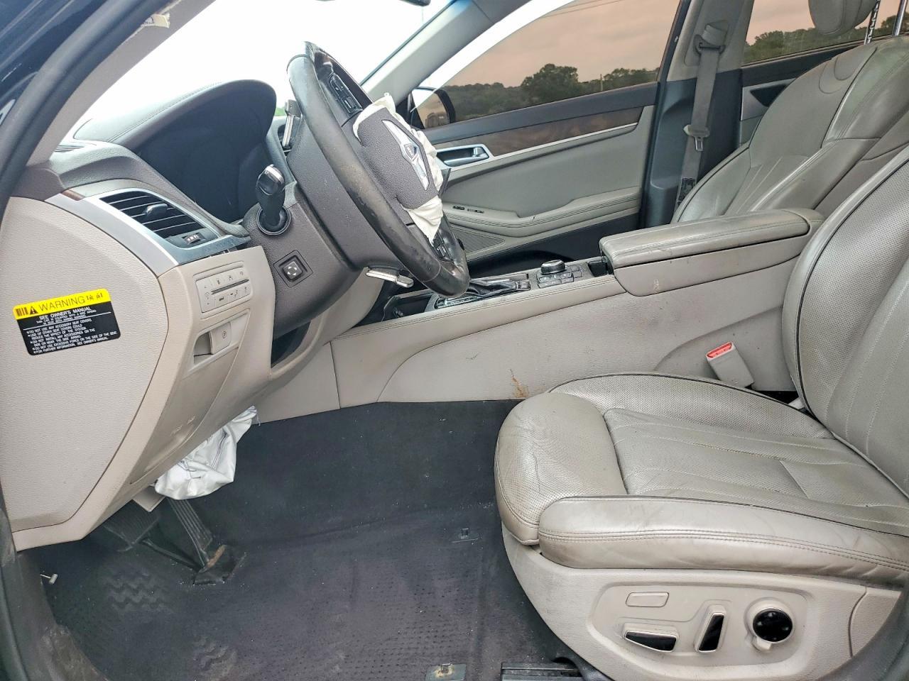 2015 Hyundai Genesis 3.8L - Фото 7