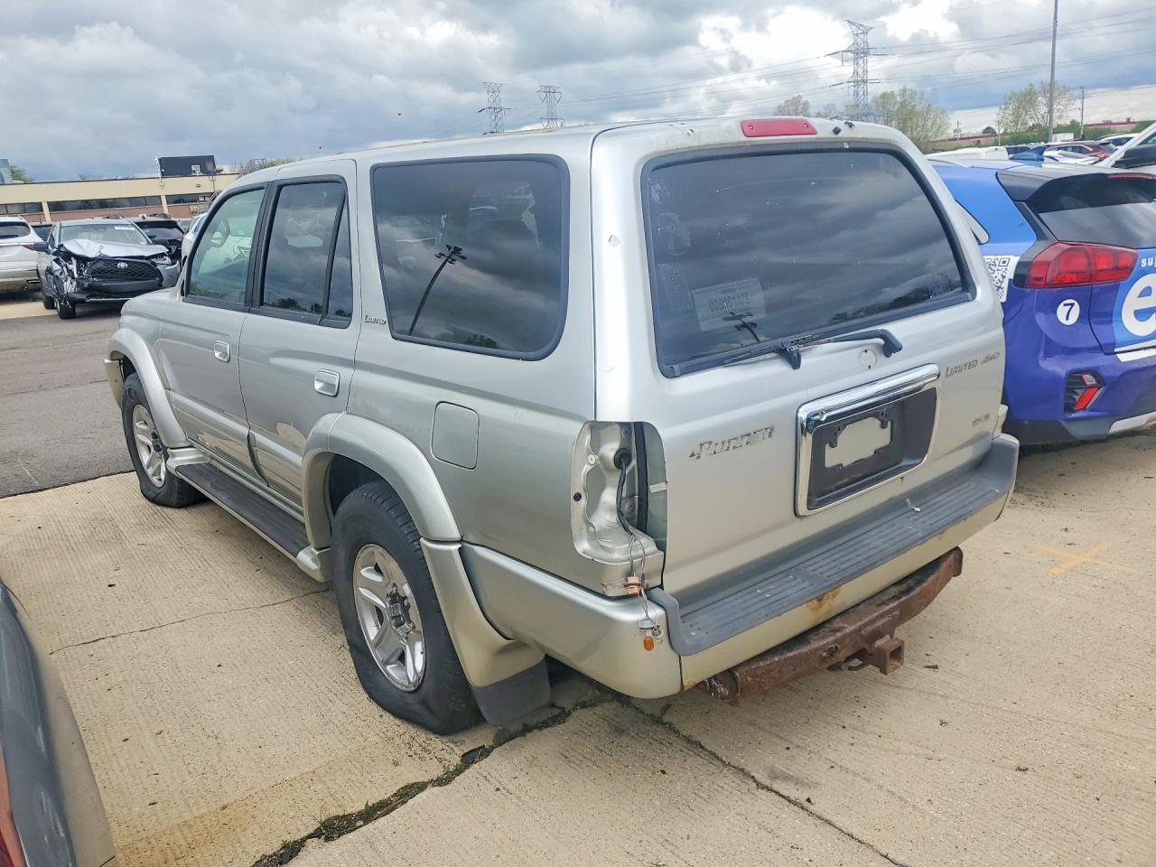 2002 Toyota 4Runner Limited - Image 2