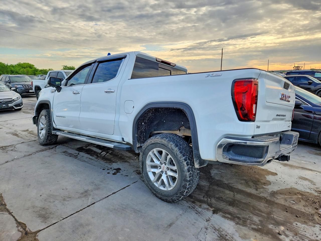 2020 GMC Sierra K1500 Slt - Фото 2