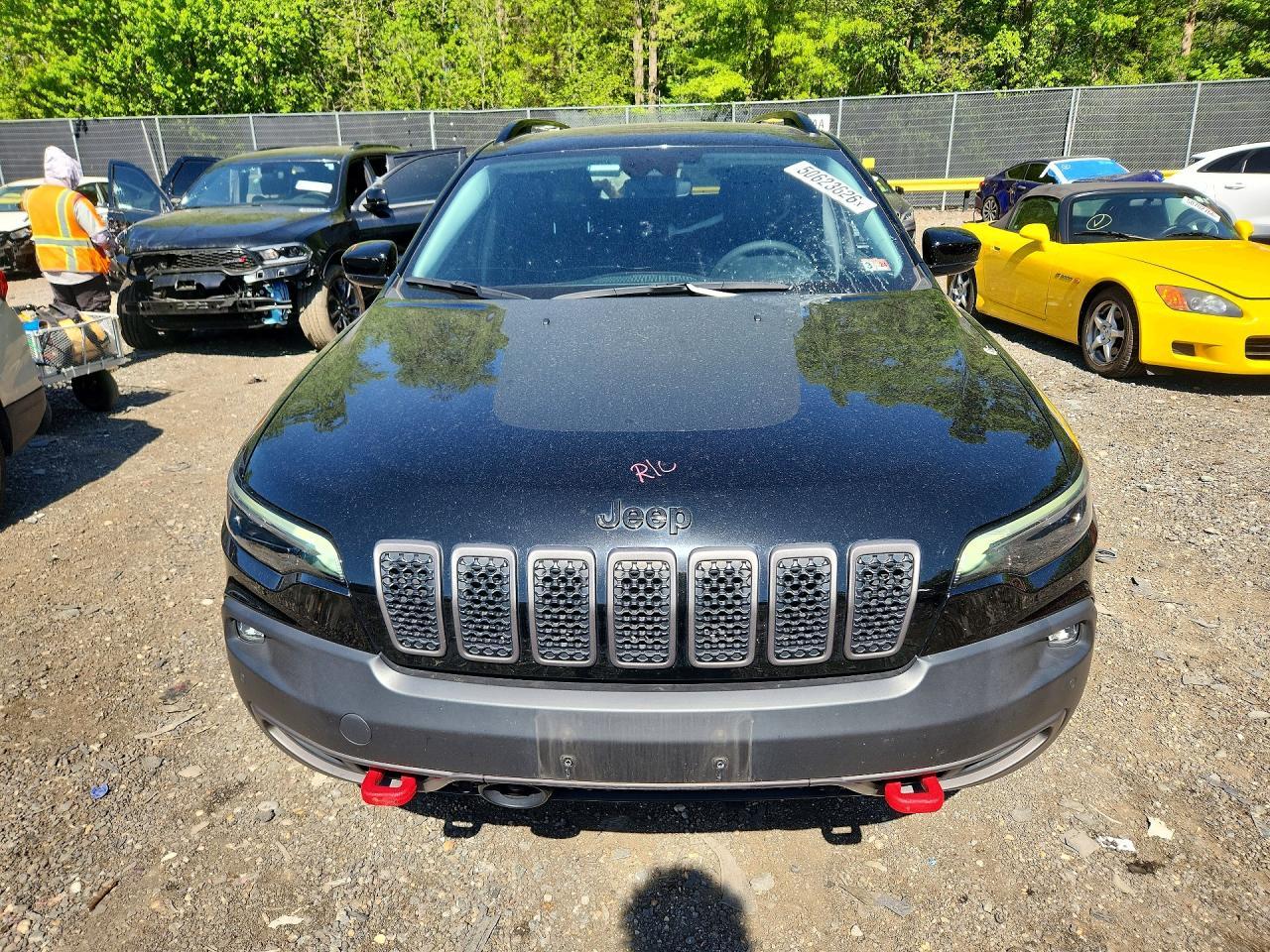 2023 Jeep Cherokee Trailhawk - Image 5