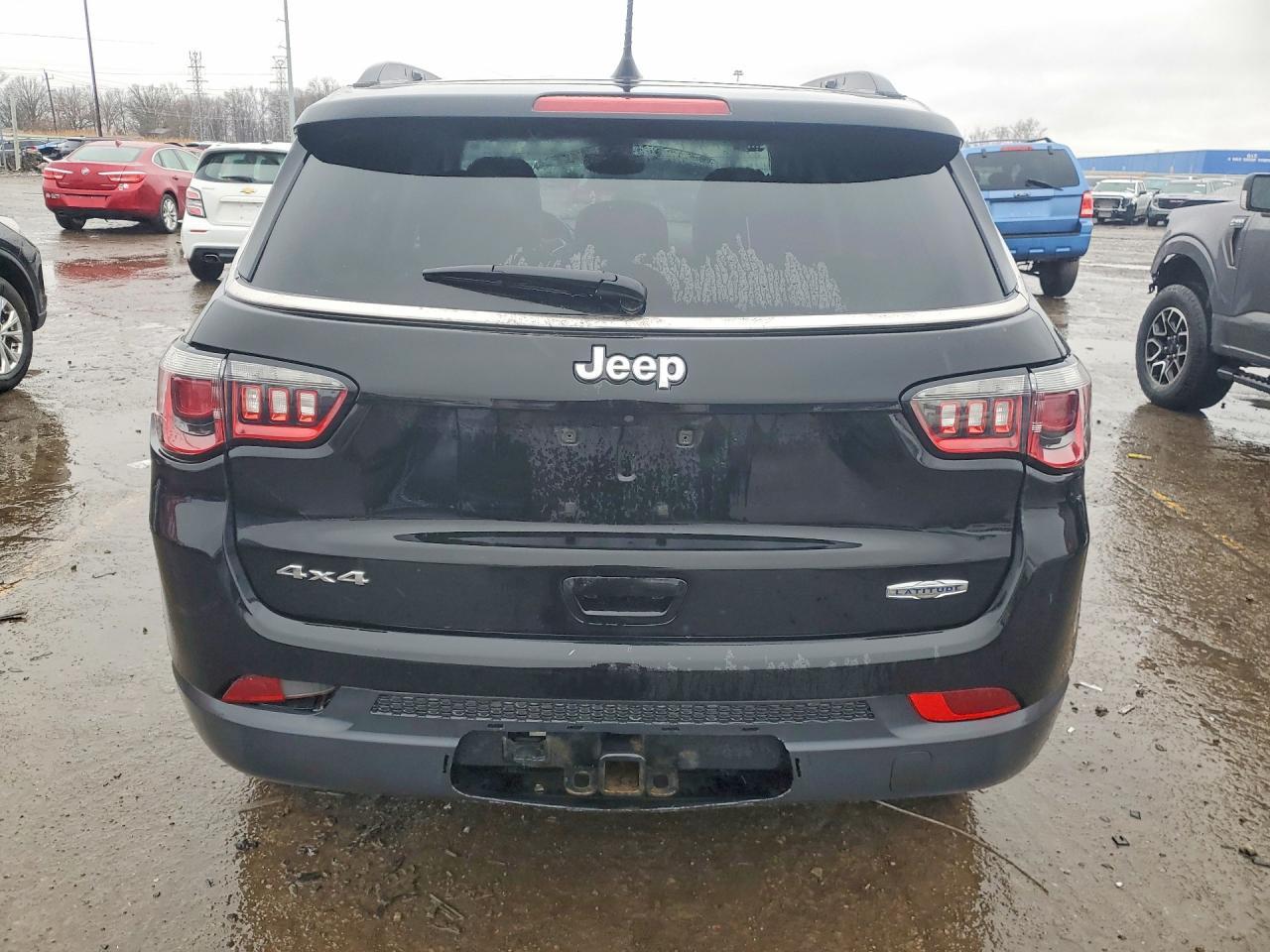 2017 Jeep Compass Latitude - Image 6
