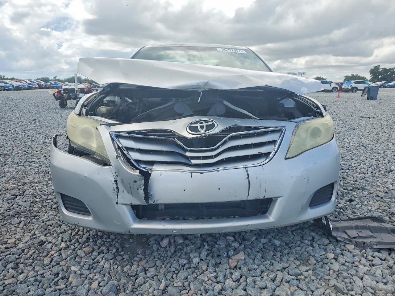 2011 Toyota Camry Le - Фото 5