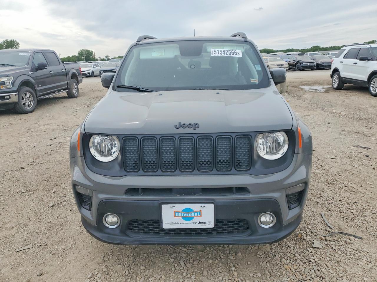 2020 Jeep Renegade Latitude - Image 5