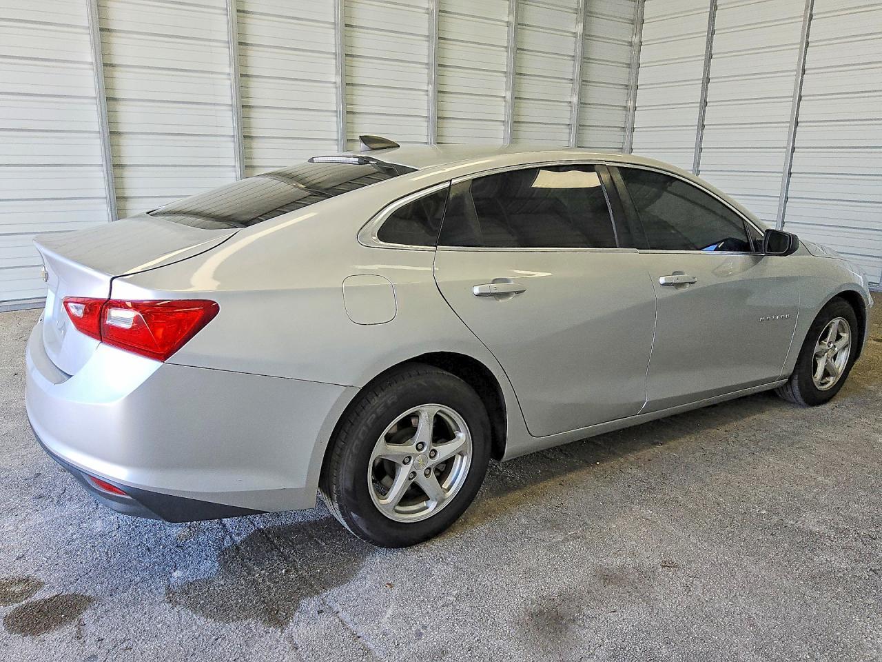 2018 Chevrolet Malibu Ls - Image 3