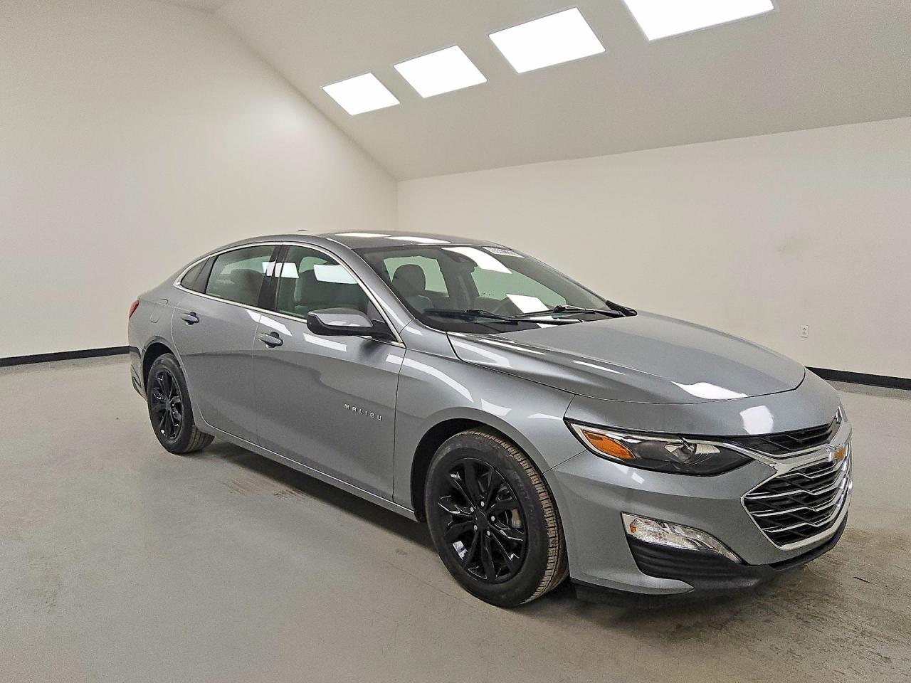 2025 Chevrolet Malibu Lt - Фото 4