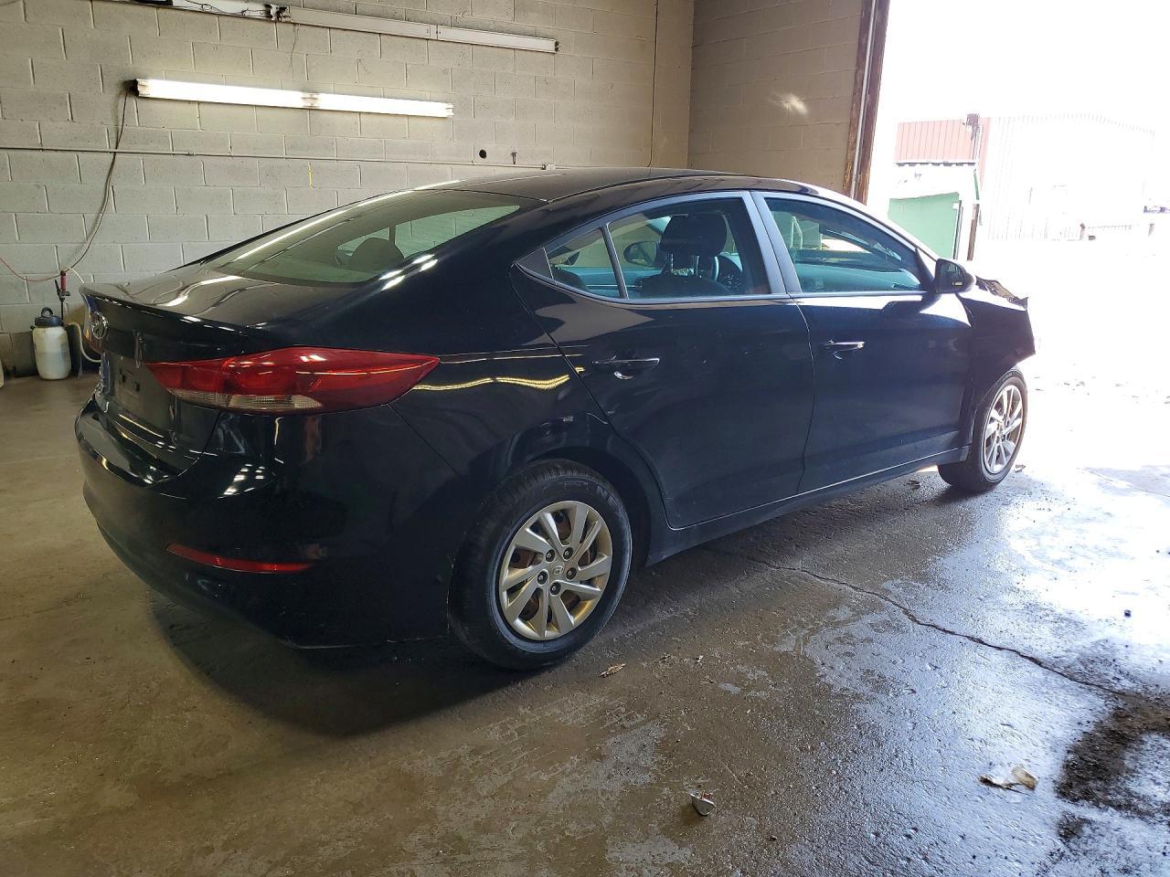 2018 Hyundai Elantra Se - Фото 3
