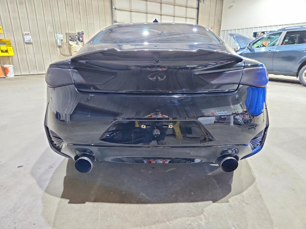 2018 Infiniti Q60 3.0T Luxe - Фото 6